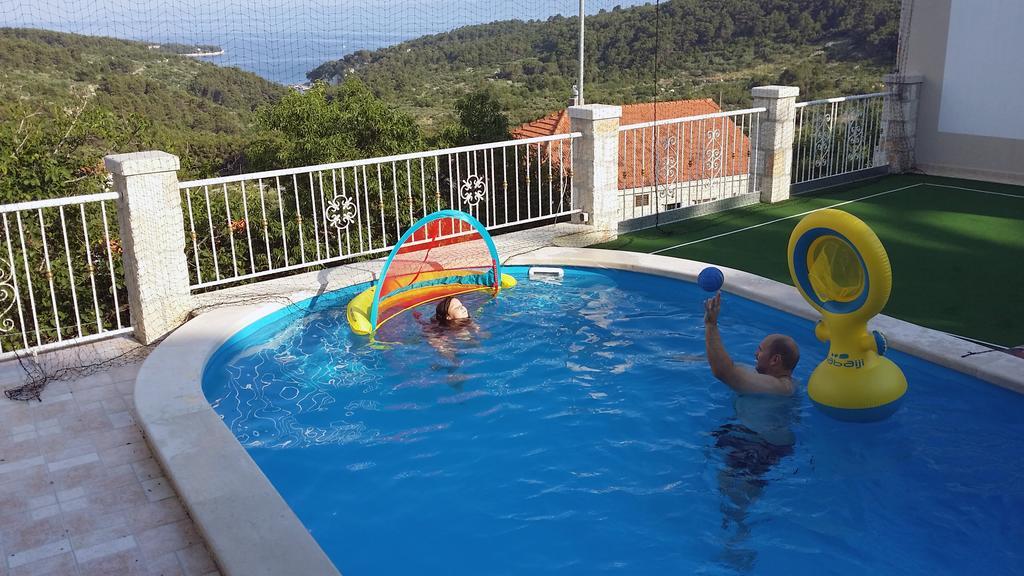 Holiday Home Gustirna Selca  Extérieur photo