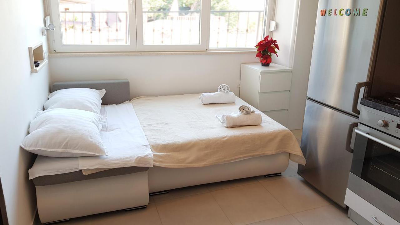 Holiday Home Gustirna Selca  Chambre photo